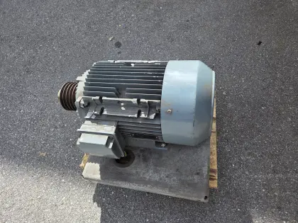 AEG Drehstrommotor Elektromotor 15 kW 400 V Industriemotor AM160LZA4