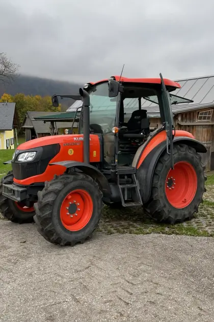 Kubota M 6060