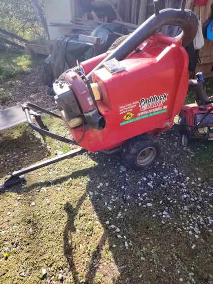 Paddock Cleaner