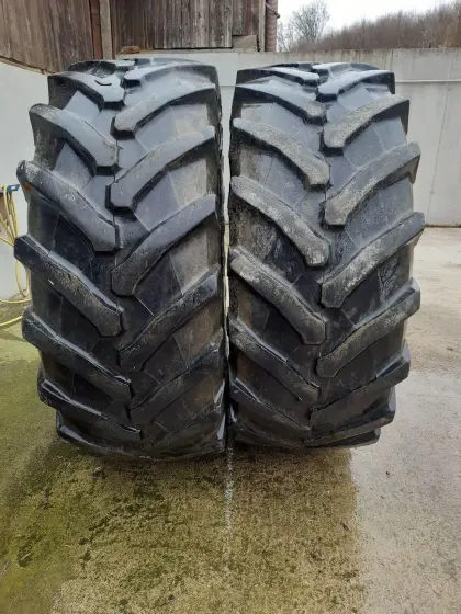 Pirelli 600 65R 38