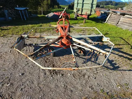 Kuhn Schwader GA 300 VR