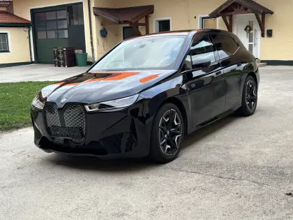 BMW iX xDrive 50 105 kW Akku, NP 118.000 €