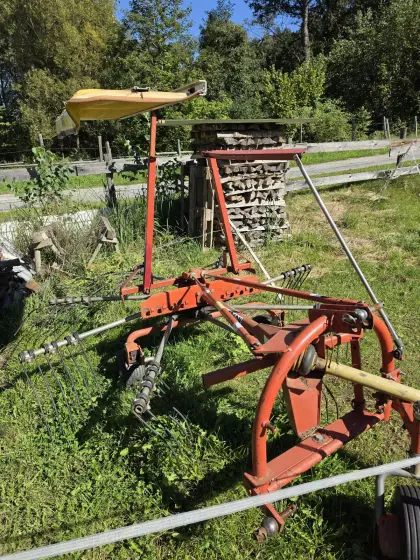 Schwader Fella TS286DN