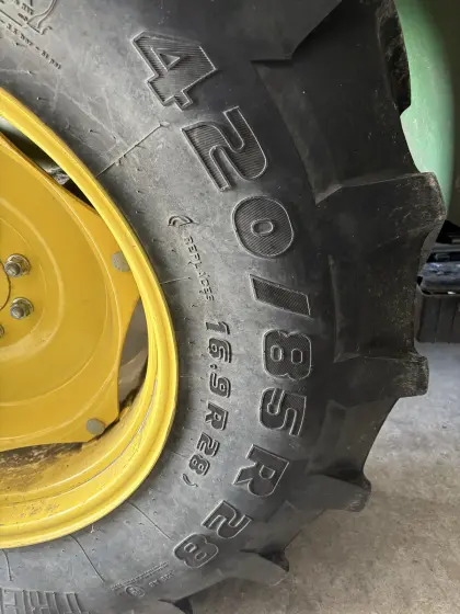 Trelleborg Reifen 420/85R28