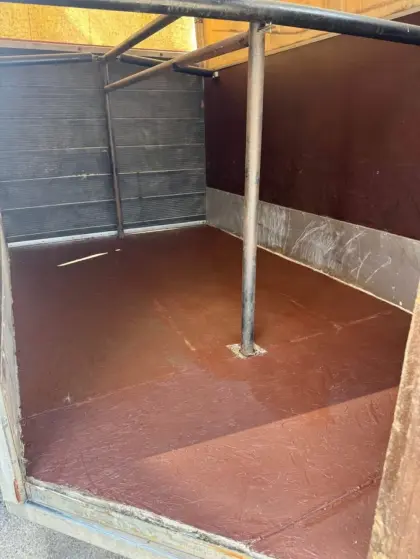 Pferdeanhänger, 2.000 kg, Bj. 1990, guter Zustand