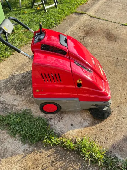 Kehrmaschine Benzin