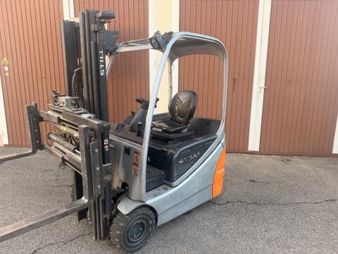 Still RX 20-16 Triplex Freihub, Zinkenverstellung