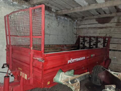 Pöttinger 5001 Miststreuer