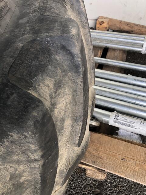2 Stk. Reifen 540-65 R28, gebraucht