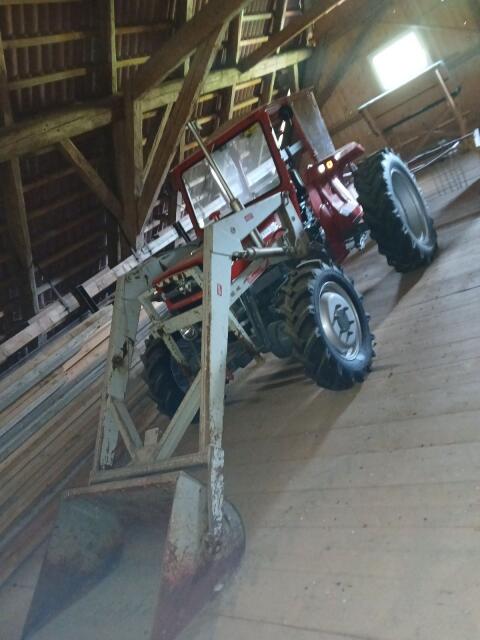 Massey Ferguson 135