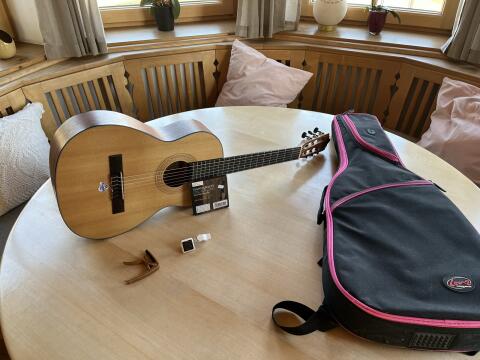 Kinder-Gitarre, neuwertig! Larrivée