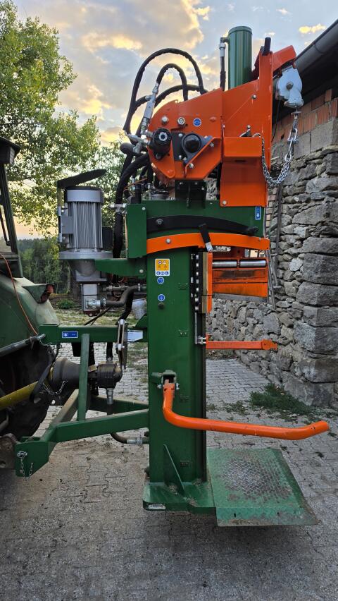 Posch HydroCombi 30 mit Seilwinde und E-Motor