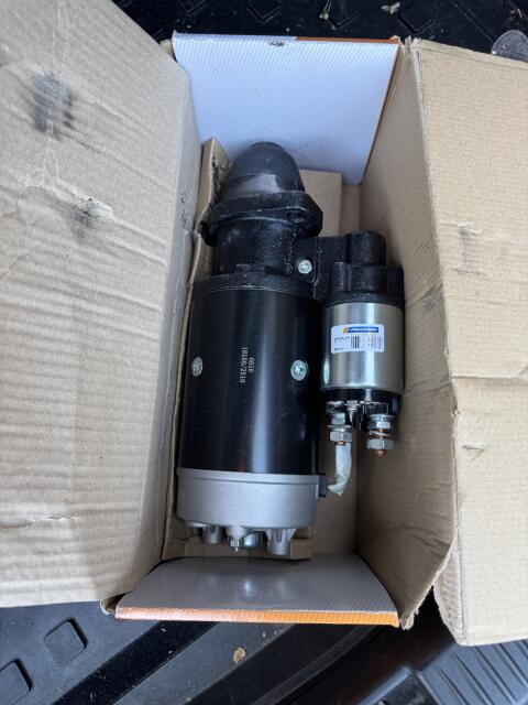 Starter Steyr WD411