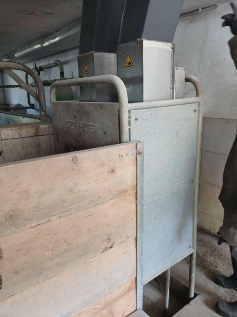 Schauer Futterautomat
