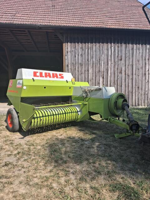 Claas Kleinballenpresse Markant 51