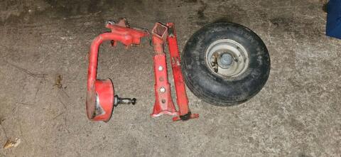 Pöttinger Tastrad, zerlegt, aber komplett