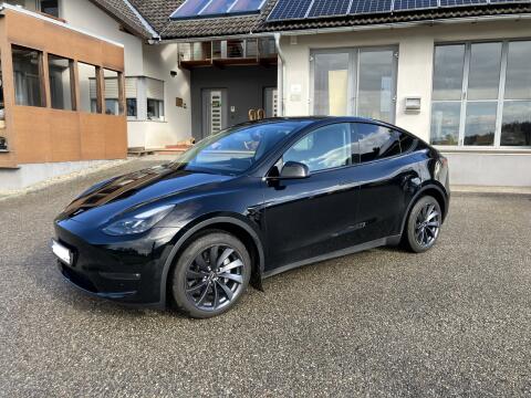 Tesla Model Y Allrad Long Range