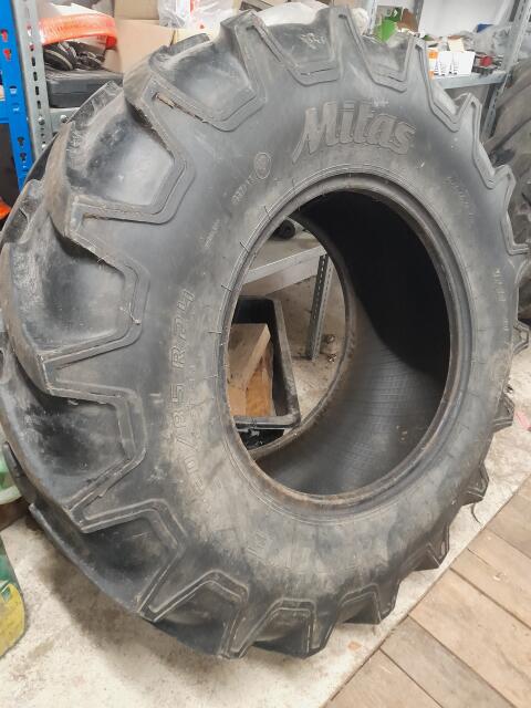 Traktorreifen 420/85 R24