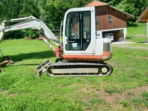 Bagger Takeuchi TB145