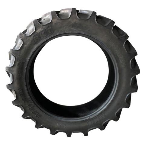 Suche gebrauchte Traktorreifen 13.6R38 bzw. 340/85R38
