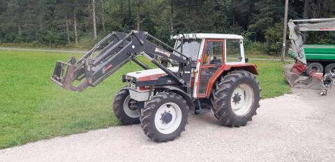 Steyr 8075A mit FL Hydrac ERK1200
