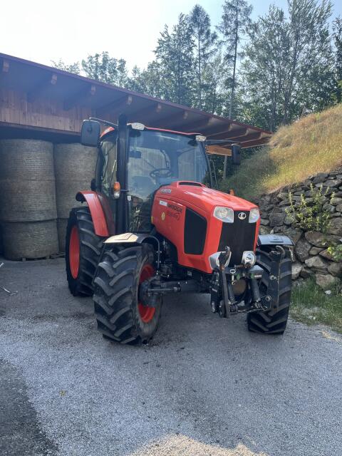 Kubota M110GX