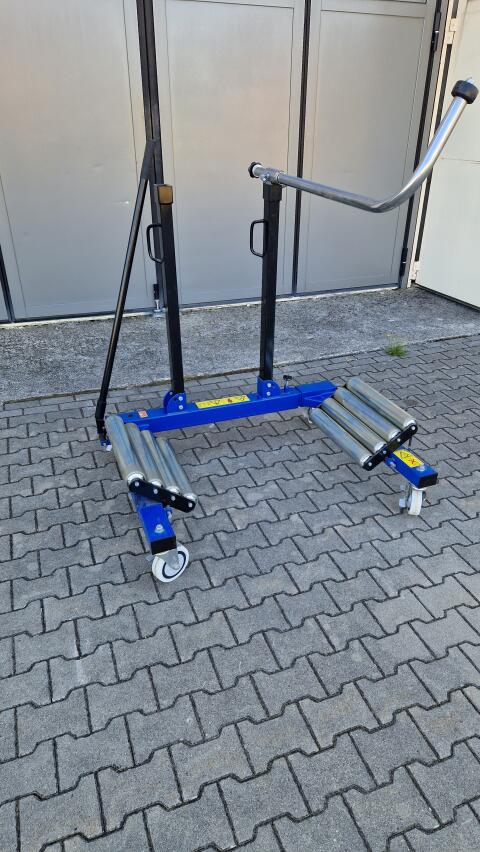 Reifenwagen neuwertig