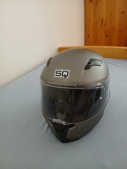 Motorradhelm