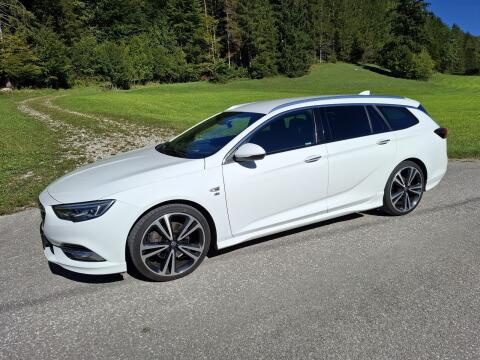 Opel Insignia Sports Tourer OPC Line