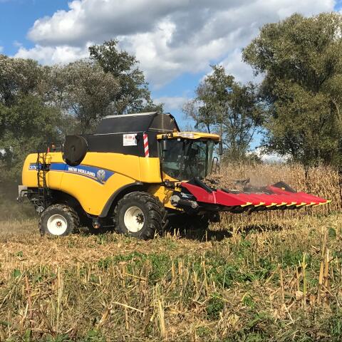 Diverse New Holland und Geringhoff Ersatzteile