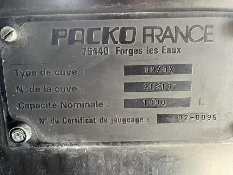 Milchkühlwanne 1.800 l und Kühlaggregat