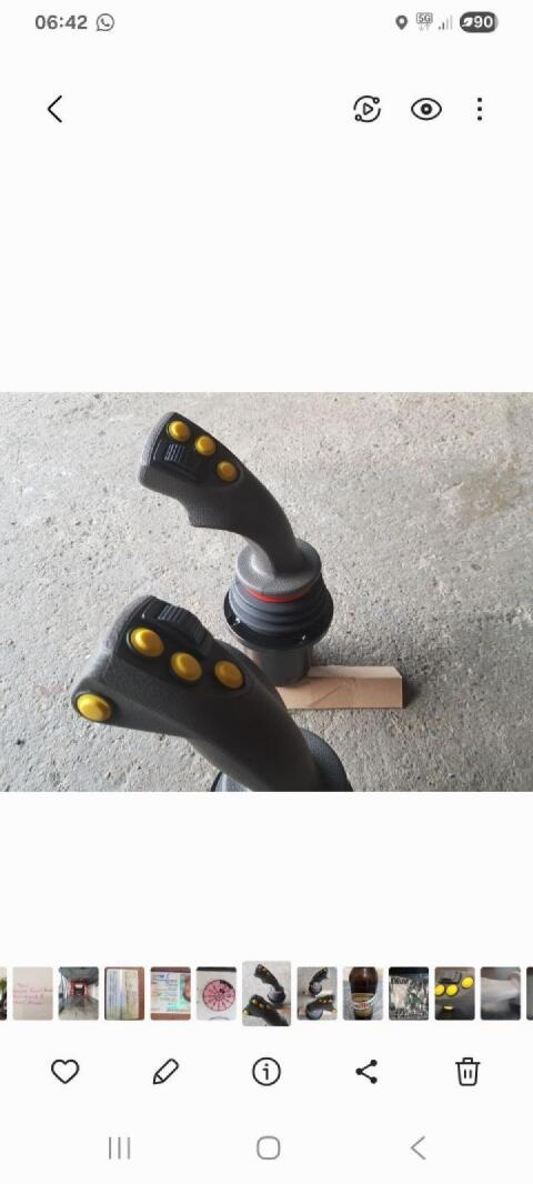 Zwei neue Danfoss Joysticks