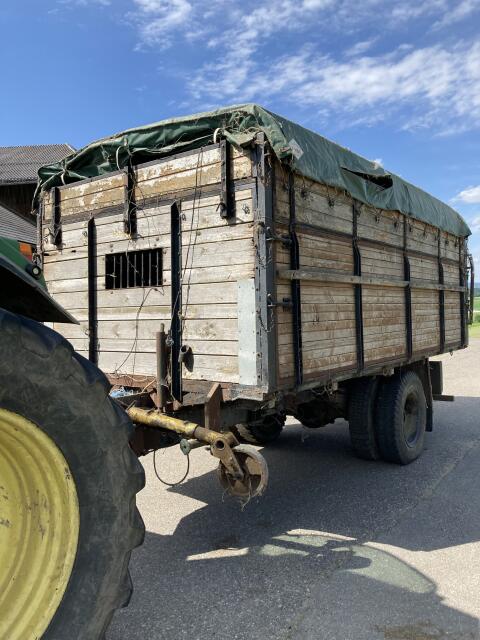 Viehtransportwagen