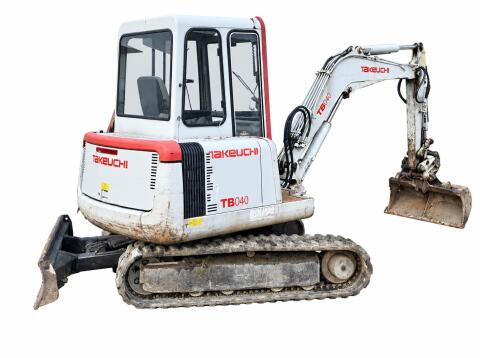 Bagger Takeuchi TB035