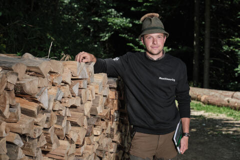 Holzvermittler (m, w, d)