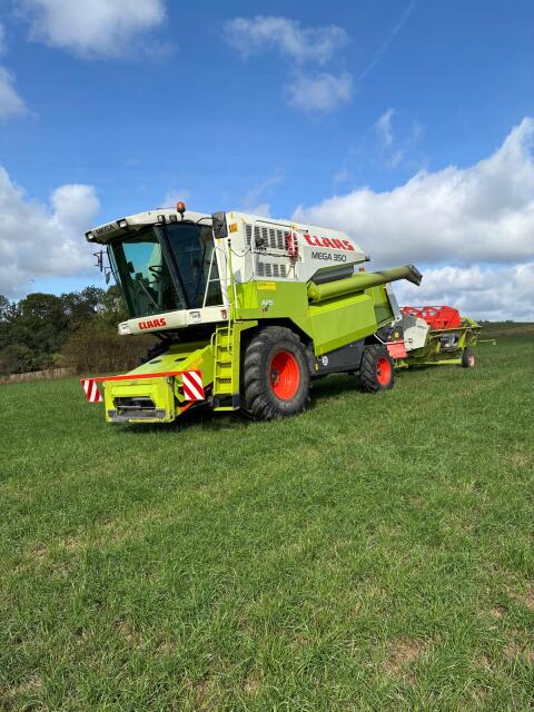 Claas Mega 350