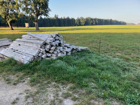 Spaltenelemente, ideal als Holzunterlage
