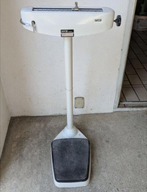 Seca Personenwaage 150 kg