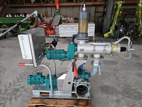 Verkaufe neuwertigen Stallkamp Gülleseparator PSS 2,2 kW