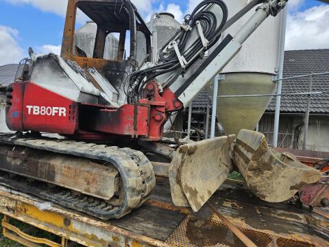 Bagger Takeuchi FR 80