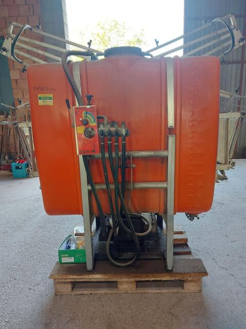 Feldspritze Jessur STS-100-F