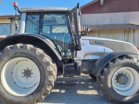 Valtra T171