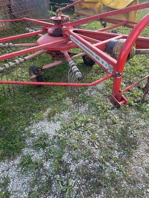 Schwader 272 U