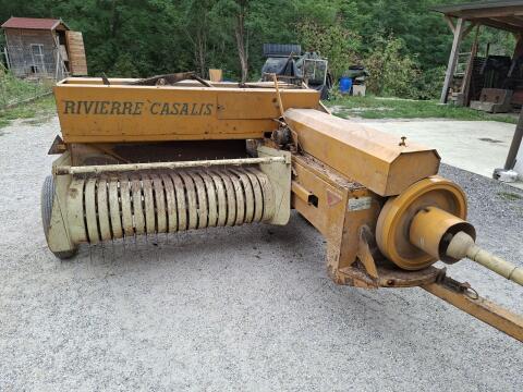 Kleinballenpresse Rivierre Casalis ER 40