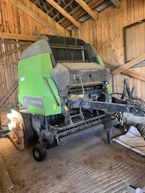 Rundballenpresse Deutz 590 Varimaster 590