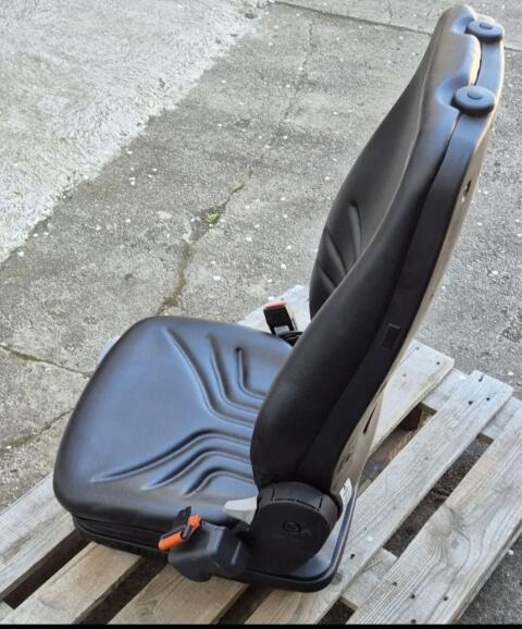 Baumaschinensitz, Traktorsitz, Bagger, Dumper Grammer MSG85/722