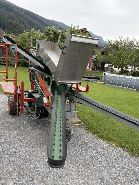 Obsterntemaschine Hermes