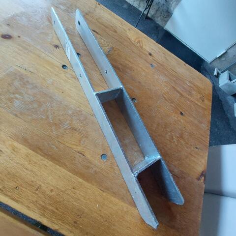 7 Stk. Pfostenträger H-Form 91x60x600x5 mm