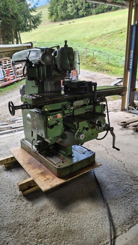 Fräsmaschine Tos Olomouc FA 4 AU