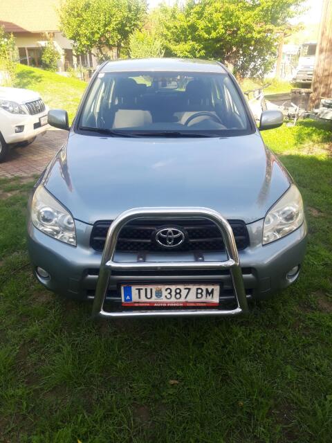 RAV4
